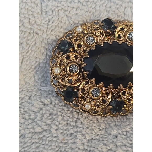 West Germany Hematite Glass Rhinestone and Pearls Gold Filigree Vintage Pendant - Picture 12 of 15